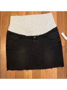 Thyme Maternity black stretchy denim skirt XXL